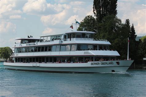 Schiff MS Berner Oberland In Der Aare Bei Thun Im Kanton B Flickr