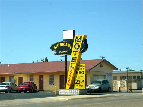 Americana Motel Tucumcari Plumegrise9 Flickr