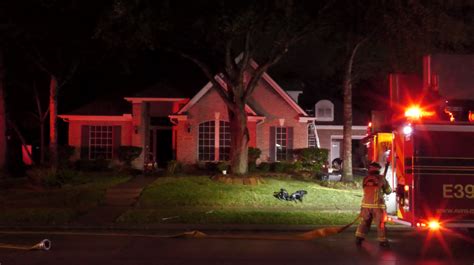 Video: House Fire on Enchanted Rock Trail in Atascocita, Texas - Houston Stringer