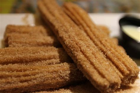 REVIEW The BEST Churros At Walt Disney World Are At Bongos At Disney