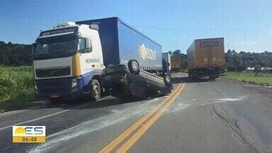 Bom Dia ES Carro Capota Na BR 101 Em Guarapari ES E Fica Rodas