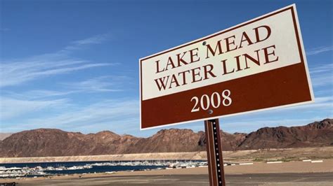 Historic Lake Mead drought leads to disturbing discoveries on dried up ...