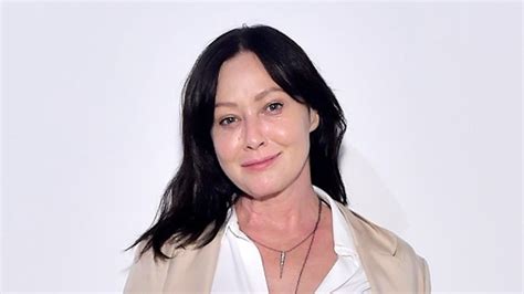 Shannen Doherty Gets Emotional After Standing Ovation At S Con I