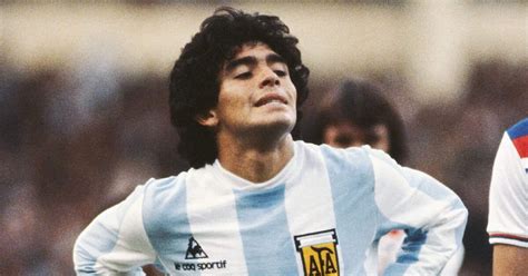 Maradona Luci E Ombre Del Campione Nei Film Sulla Sua Vita