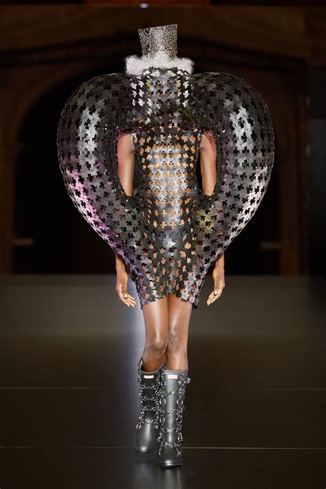 Noir Kei Ninomiya Spring 2023 Ready To Wear Fashion Show Vogue