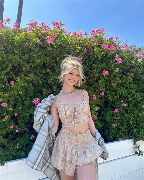 Famous Fems On Twitter Loren Gray Famousfems Https T Co