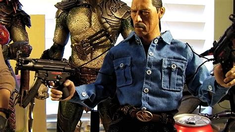 Hot Toys Predators Custom Danny Trejo Cuchillo 12 Figure 16