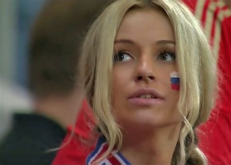 WM Brasilien sexy Mädchen Fußball Fan schöne Frau Unterstützer der Welt Ziemlich Amateur