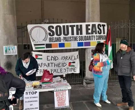 Irish Activists Organize Information Table In Solidarity With Palestine