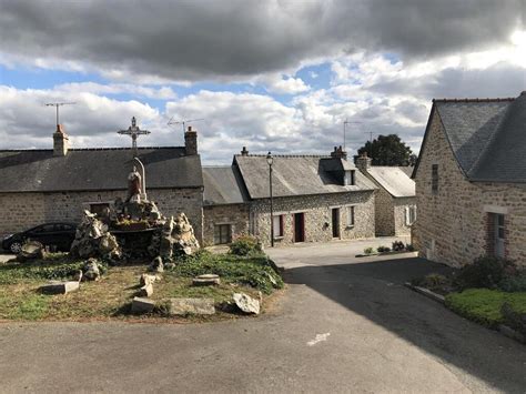 REPORTAGE Dans Ce Bourg Le Plus Haut DIlle Et Vilaine Ces Habitants