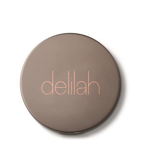 Pure Light Illuminating Powder Delilah