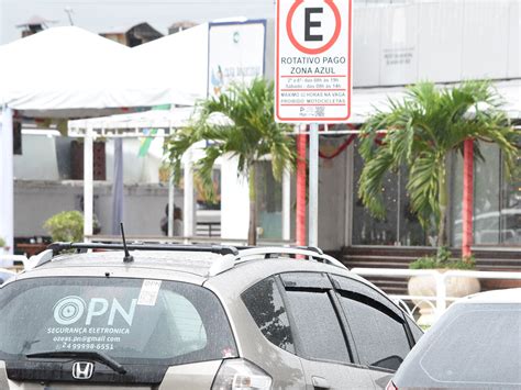 Estacionamento rotativo voltará a ser cobrado a partir do dia 2 Rádio