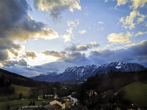 Zauberberg Semmering Skiing Tobogganing Hiking Connecting Vienna