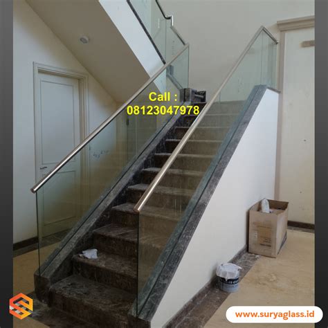 Railing Kaca Tempered Tangga Aplikator Kaca Tempered Surabaya