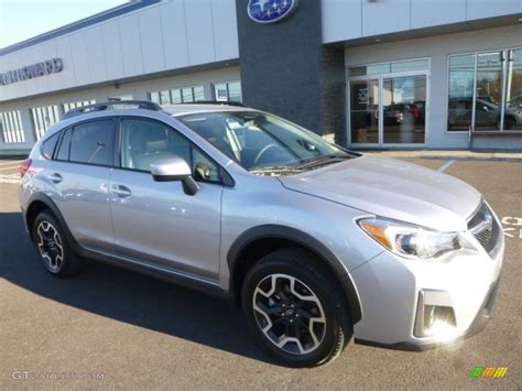 2017 Ice Silver Metallic Subaru Crosstrek 20i Premium 117091508 Photo