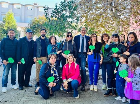 Palmi Celebra La Giornata Dell Albero Ligustro Piantumato Con Gli