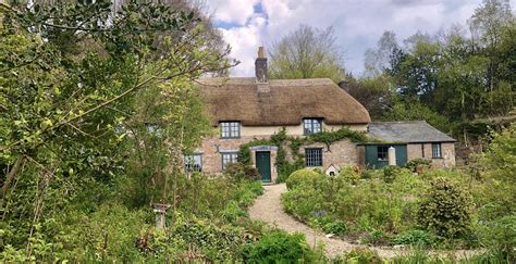 Thomas Hardy's Cottage - Dorchester Dorset