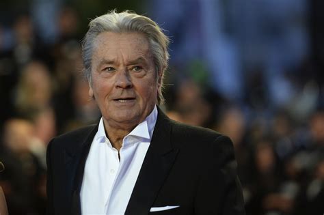 Alain Delon: biografia, życie osobiste, role i filmy, zdjęcia