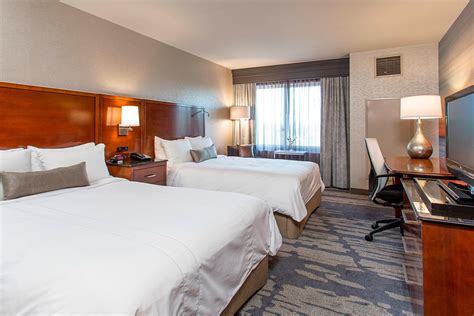 Hotel Rooms and 2-Room Suites in Rochester, NY | Rochester Airport Marriott