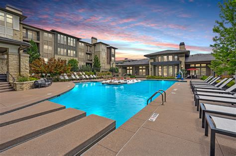 Bell Broomfield | Luxury Apartments in Colorado