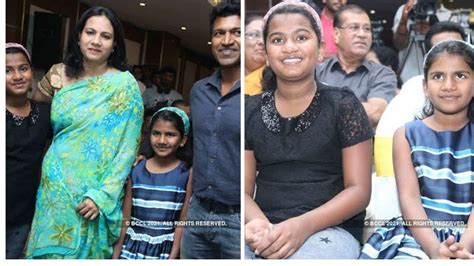 Late Actor Puneet Rajkumar Last Pics With 2 Daughter And Wife Friends