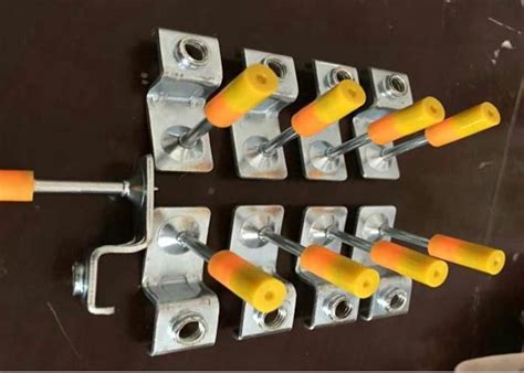 Air Pressure Stainless Steel Saddle Clips For Steel Grating Fixation