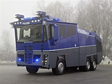 water cannon  prototype   german federal police autoevolution