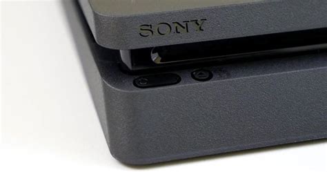В чем разница между PS4 и PS4 Slim. Сравниваем консоли