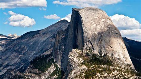 See Clueless Yosemite Tourist Dangling Legs Off The Edge Of Half Dome