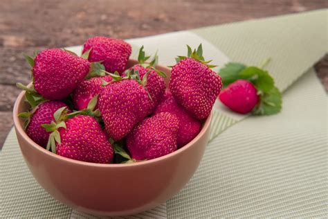 Purple Strawberries (All You Need to Know)