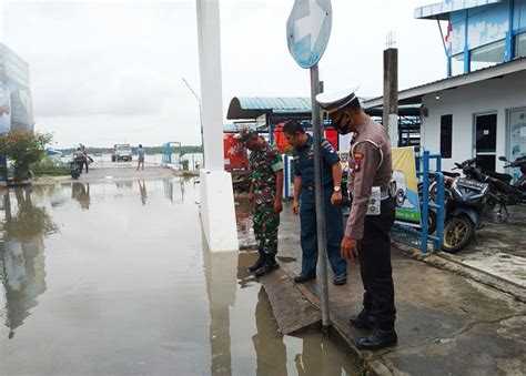 Banjir Rob Rendam Sejumlah Wilayah Di Karimun Ulasan Co