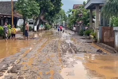 Ganasnya Banjir Bandang Hantam Ratusan Rumah Dan Ribuan Hektar Sawah Di