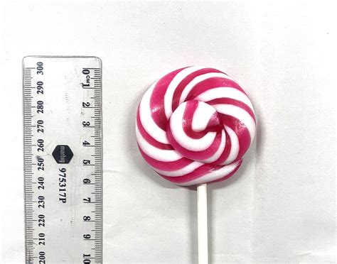 Hot Pink Round Lollipop 50g — Designer Candy