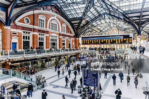 Liverpool Street Station Photos and Premium High Res Pictures - Getty ...