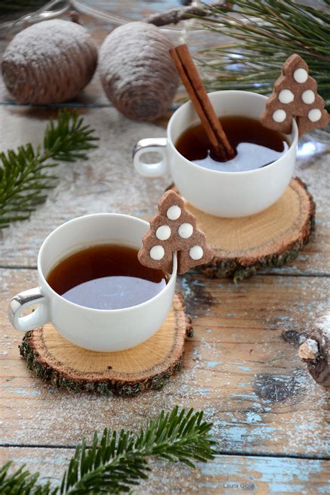 Biscottini Di Natale Alla Cannella Da Appendere Alla Tazza Del T