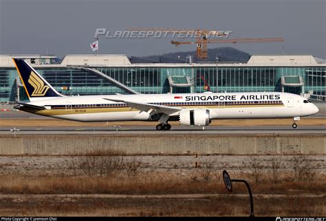 9V SCW Singapore Airlines Boeing 787 10 Dreamliner Photo By Jaemoon