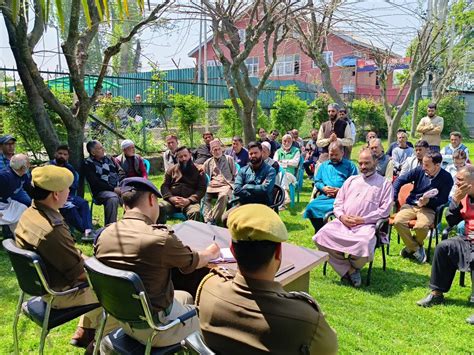 Srinagar Police On Twitter Thana Diwas Was Celebrated In All Police