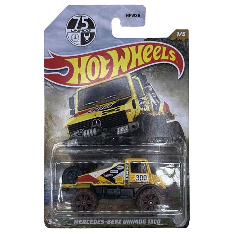 Masinuta Hot Wheels Mud Runners Mercedes Benz Unimog EMAG Ro