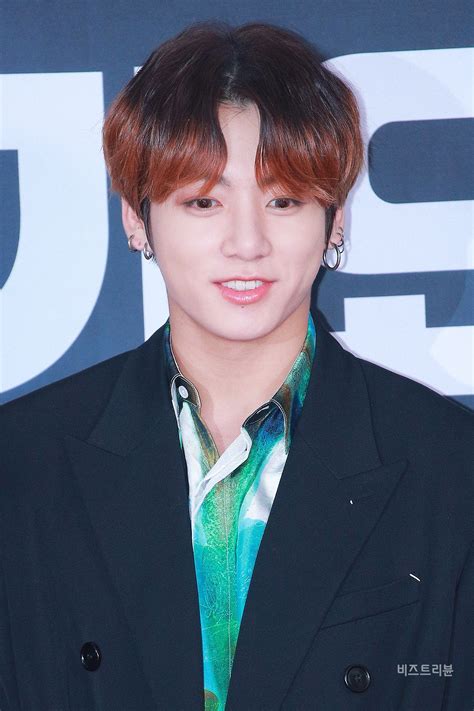 포토 방탄소년단bts 정국 돋보이는 헤어스타일 2019 Sbs 가요대전 비즈트리뷴