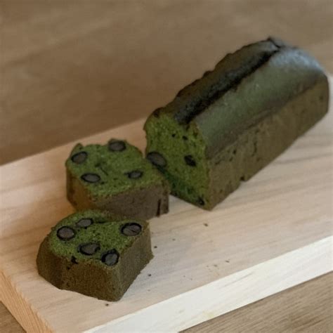 黒豆と抹茶のパウンドケーキ Shiroyagi 食堂