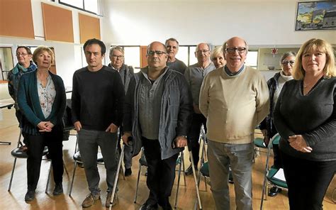 Les sympathisants et bénévoles du Hot club Jazz Iroise réunis Le Télégramme