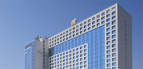 Taj Skyline Ahmedabad Luxury Hotel In Ahmedabad Near Sindhu Bhavan