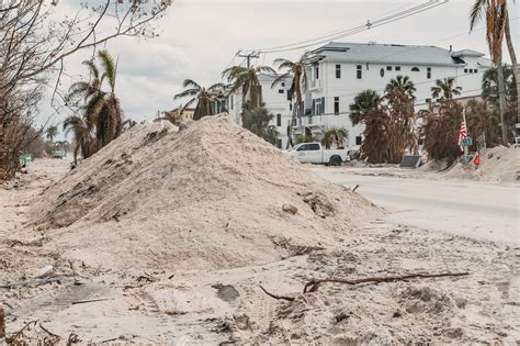 Photos After Hurricane Ian Once Vibrant Bonita Beach Is In A