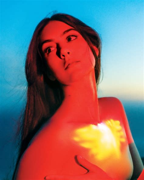 Weyes Blood — Neil Krug