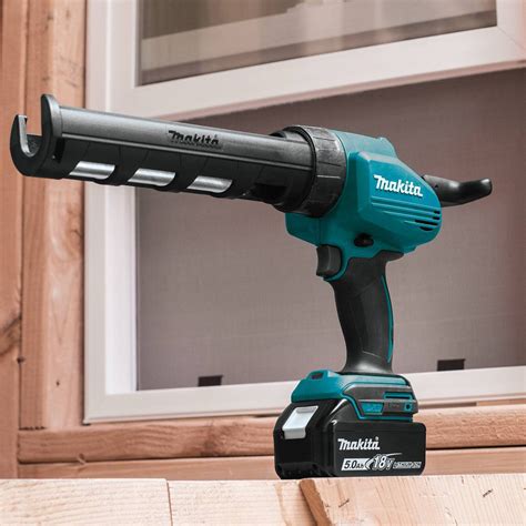 MAKITA Cordless Caulk Gun 18 0 V V Battery Included 10 Oz Capacity