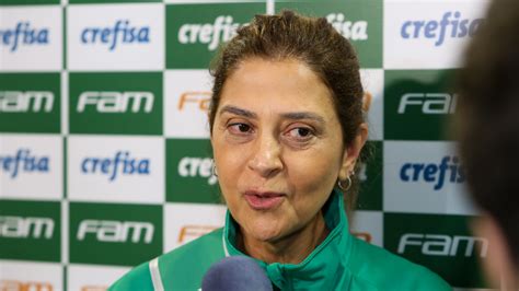 Leila Surpreende E Tira Jogador De Advers Rio Do Palmeiras