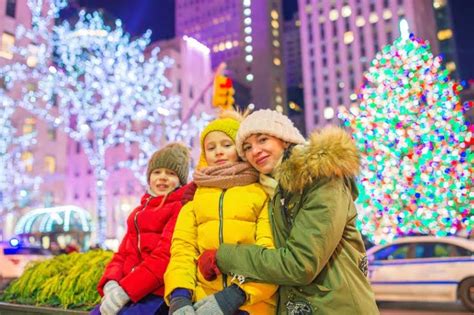 La Iluminación Del Árbol De Navidad En Rockefeller Center Un