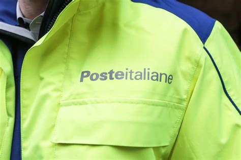 Poste Italiane Assume Persone Nel Come Candidarsi E Tutte Le