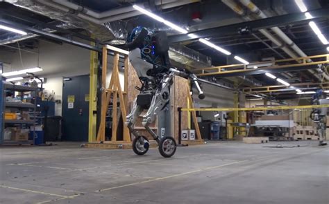 Il Nuovo Video Di Handle Il Robot Con Le Ruote Di Boston Dynamics