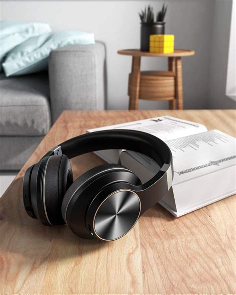 Best Noise-Canceling Headphones Under $100 (Updated 2021)